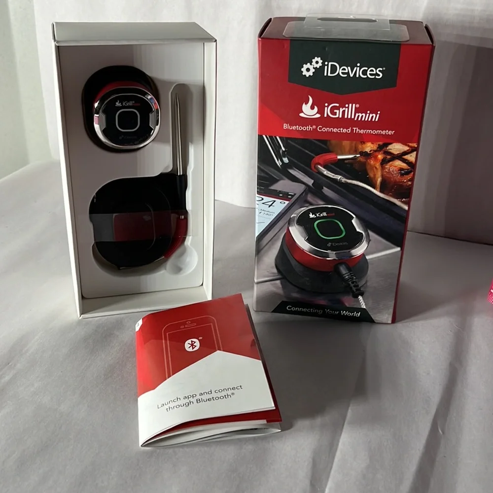 idevices iGrill mini. Bluetooth connected thermometer. New in box.